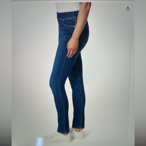 Gloria Vanderbilt jeans - Picture 2 of 7